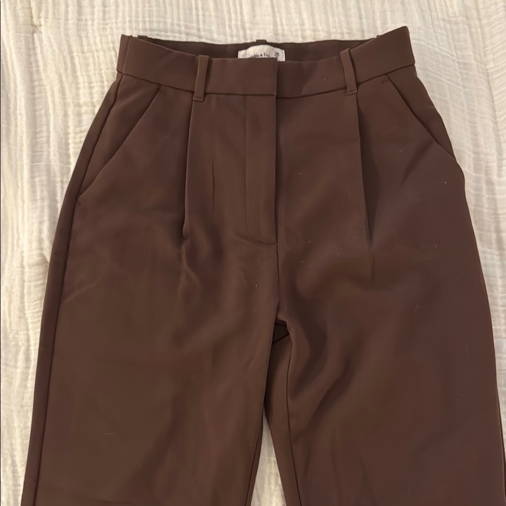 Abercrombie and Fitch Brown Pleated Trousers